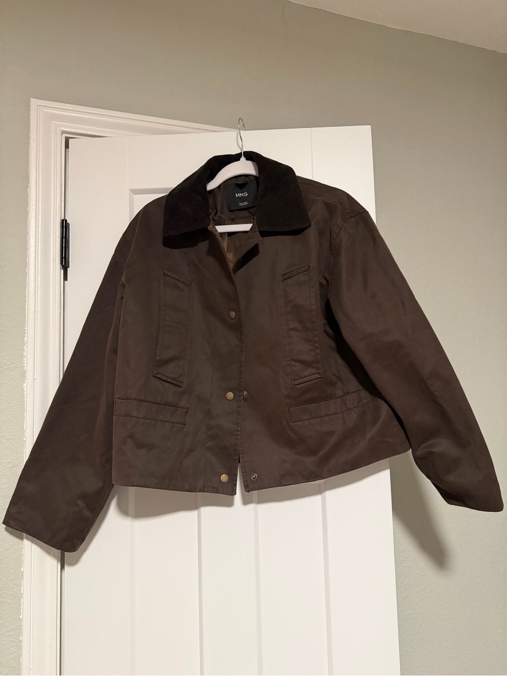 Mango Corduroy Collar Jacket with Pockets size Medium NWOT Barn Jacket - Picture 6 of 8